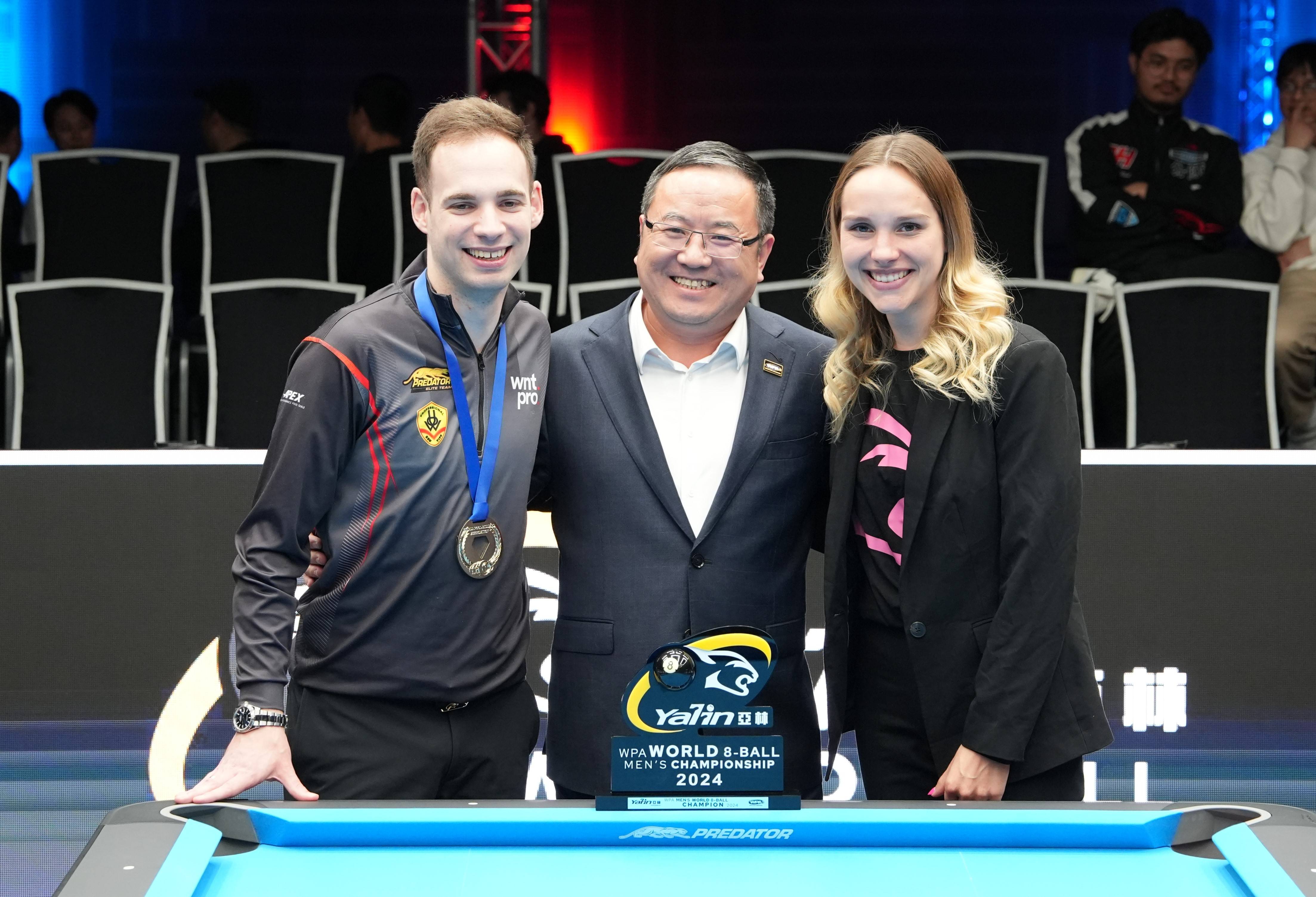 爱游戏体育官网-新西兰田径选手夺得冠军，刷新个人最佳(olivia mctaggart 新西兰运动员)