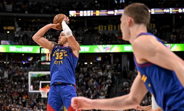 爱游戏官网-篮球明星伤愈复出:韦少状态回升(韦少182次三双创nba纪录)