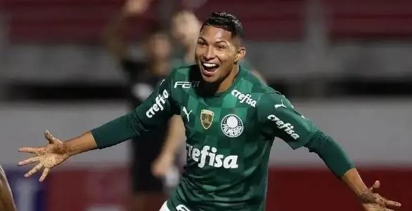 关于帕尔梅拉斯伤病名单更新,关键球员状态备受关注的信息 关于帕尔梅拉斯伤病名单更新,关键球员状态备受关注的信息