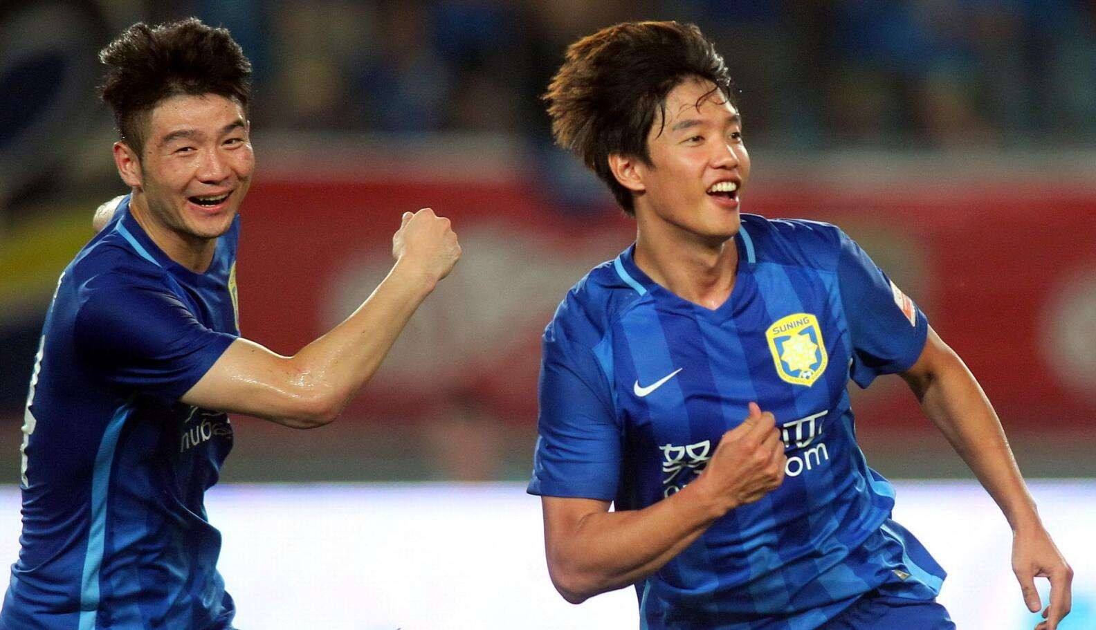 苏宁主场战胜重庆,保持不败 苏宁主场战胜重庆,保持不败