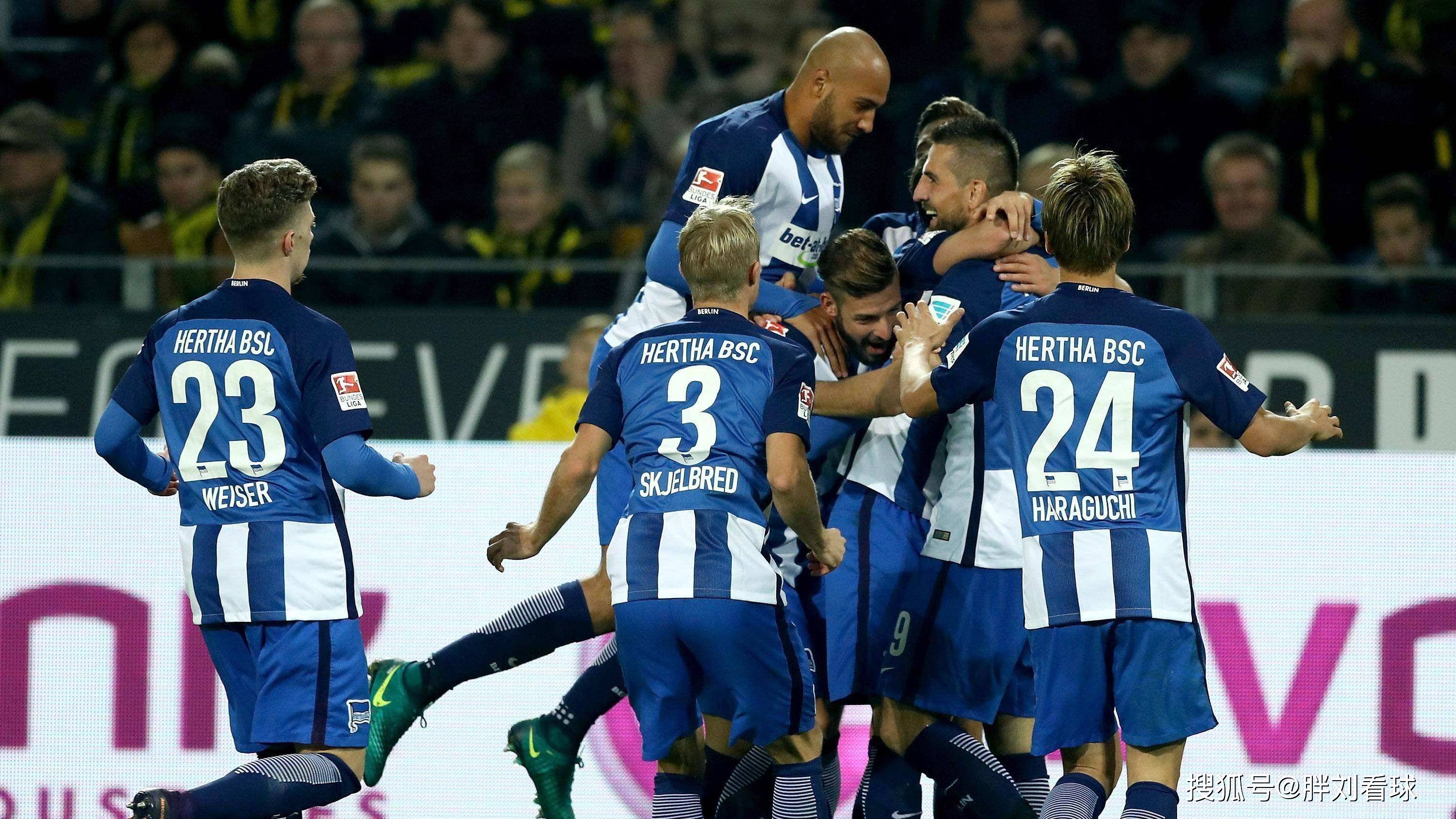 柏林赫塔主场轻松取胜,追赶德甲前四 柏林赫塔主场轻松取胜,追赶德甲前四