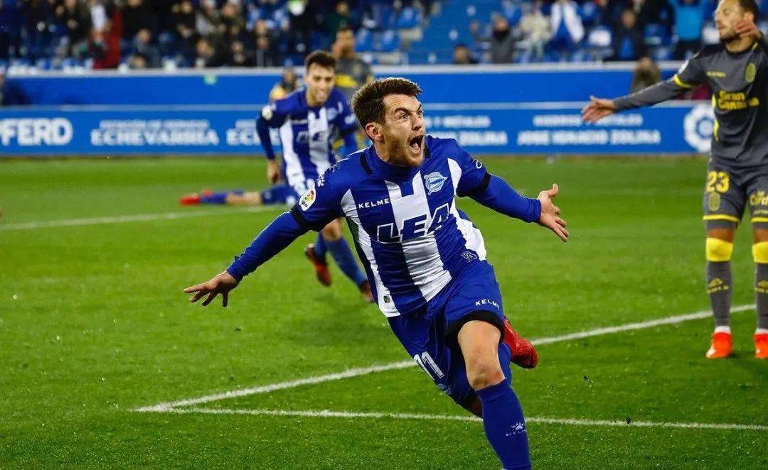 沃尔夫斯堡客场抢分,战绩延续上升势头的简单介绍 沃尔夫斯堡客场抢分,战绩延续上升势头的简单介绍