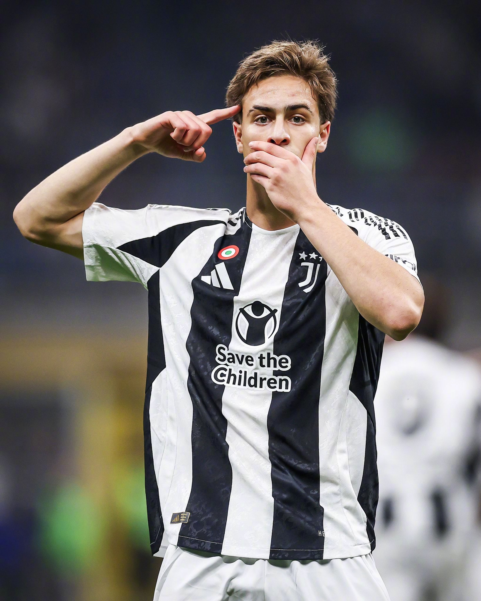 精彩纷呈!欧洲国际比赛场上的精彩一幕 精彩纷呈!欧洲国际比赛场上的精彩一幕