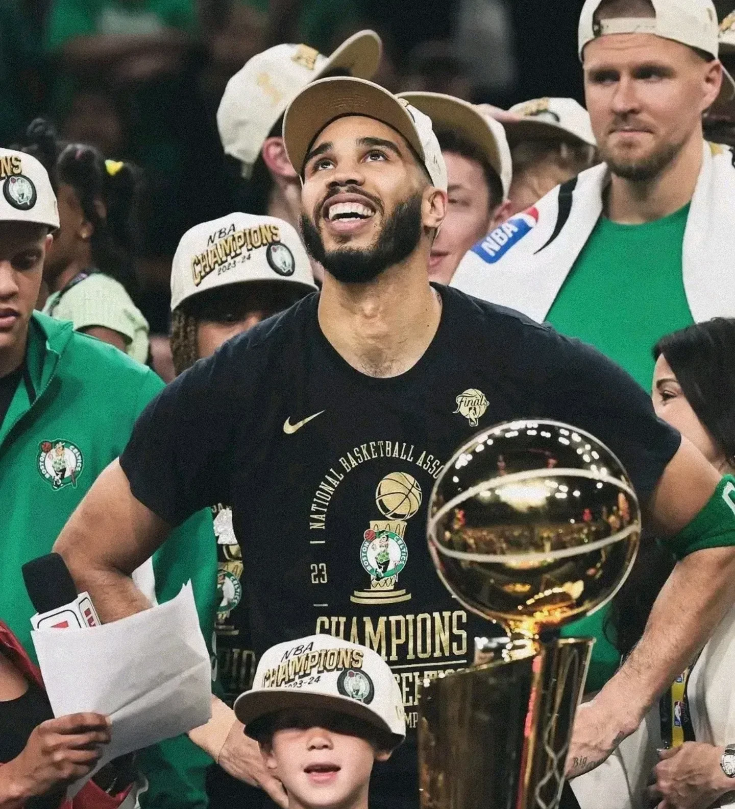 爱游戏网页版-包含凯尔特人队防守稳固连胜势头不可阻挡的词条