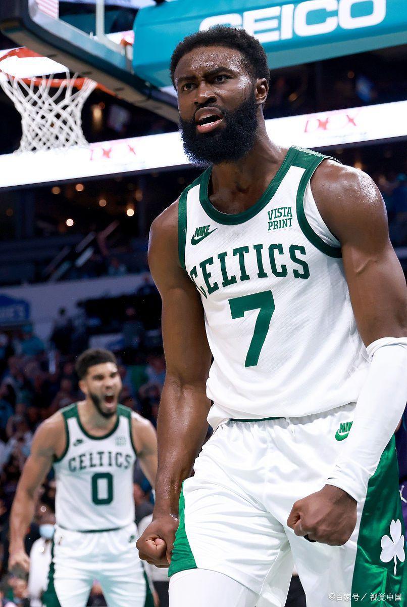 凯尔特人逆转篮网,继续领跑东部 凯尔特人逆转篮网,继续领跑东部