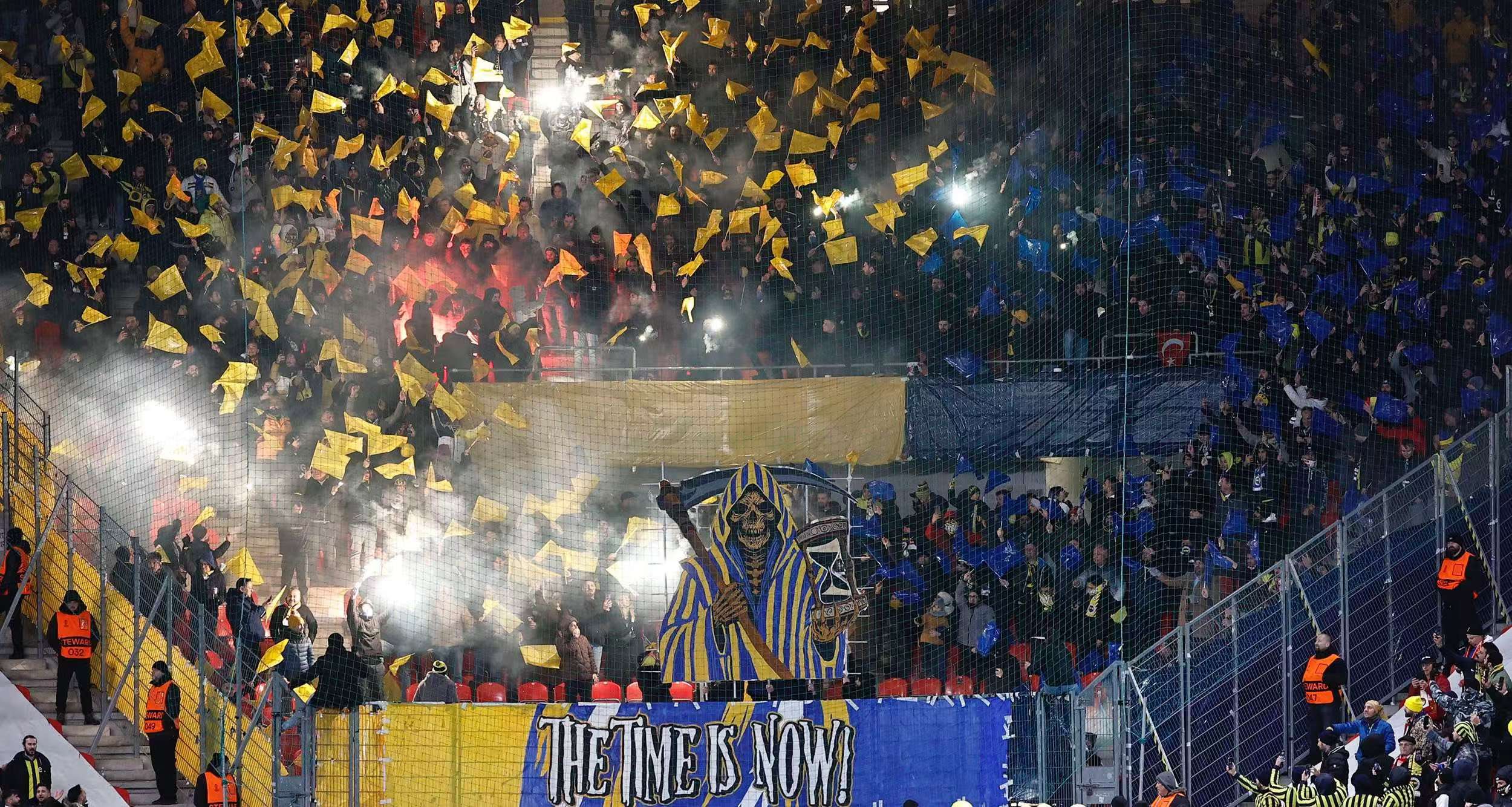 爱游戏登录入口-关于足球比赛暗藏黑幕，胜负颇多悬念的信息