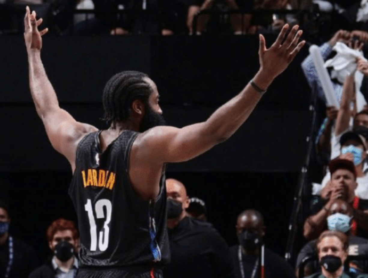 爱游戏官网网页版入口-关于勇士大腿受伤，恐影响球队战绩的信息