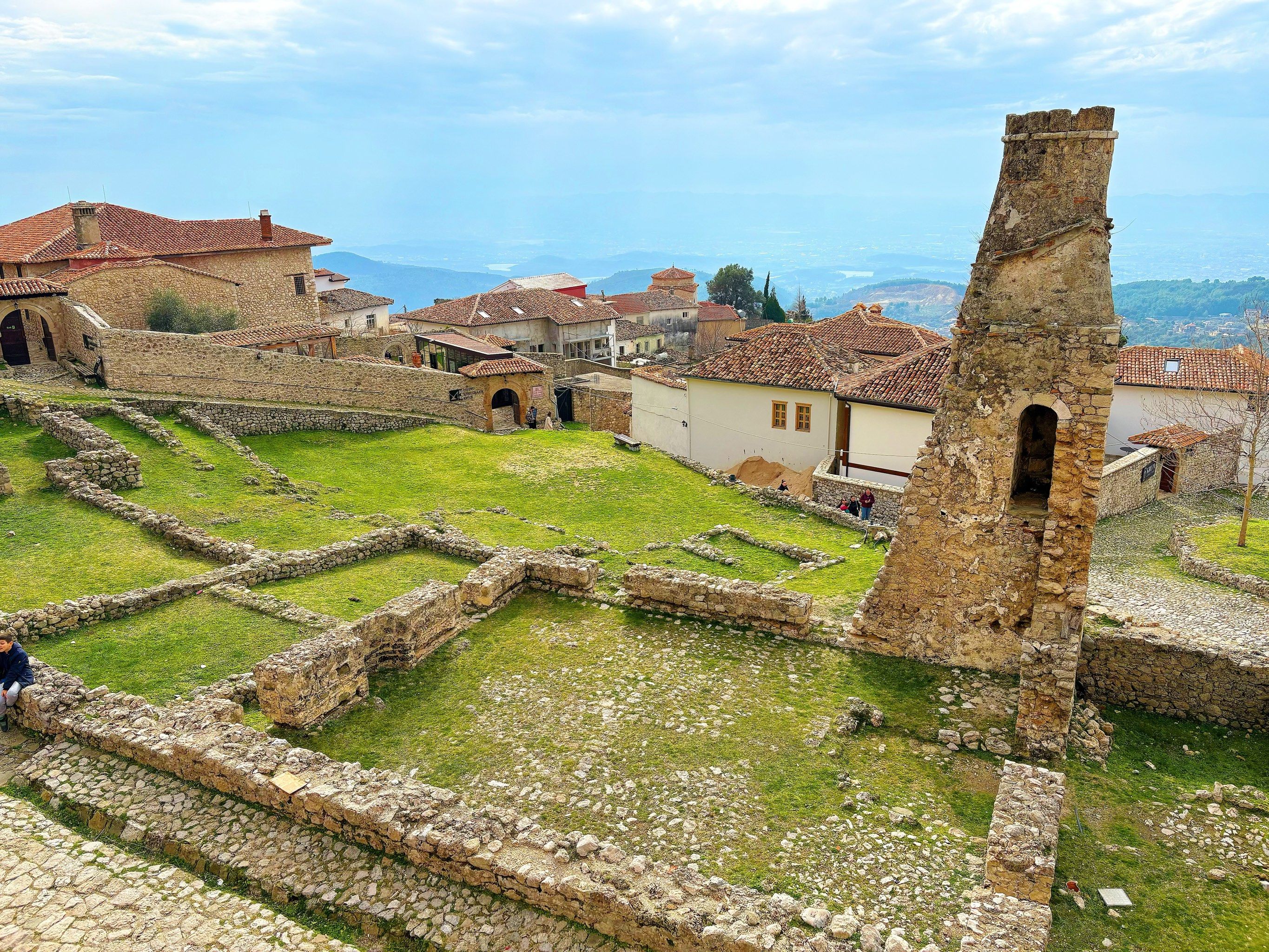 爱游戏体育网站-包含北马其顿逼平阿尔巴尼亚，赛场激烈的词条