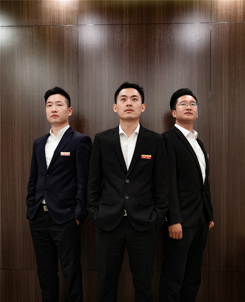 关于勤奋拼搏的杜塞尔多夫团队夺得成功的信息