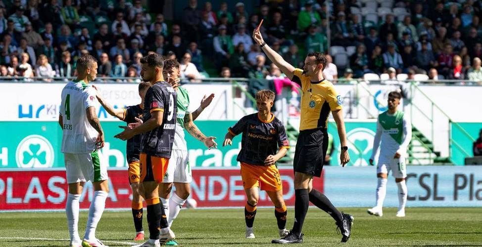 包含凯泽斯劳滕客场惨败汉堡,惨遭逆转告负的词条 包含凯泽斯劳滕客场惨败汉堡,惨遭逆转告负的词条