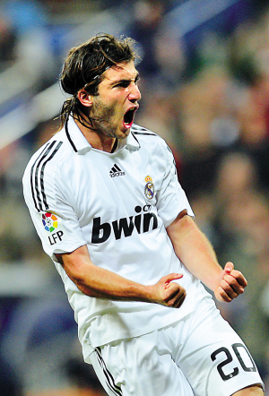 爱游戏登录-包含瓦拉多利德主场失利开局告捷陷困境的词条