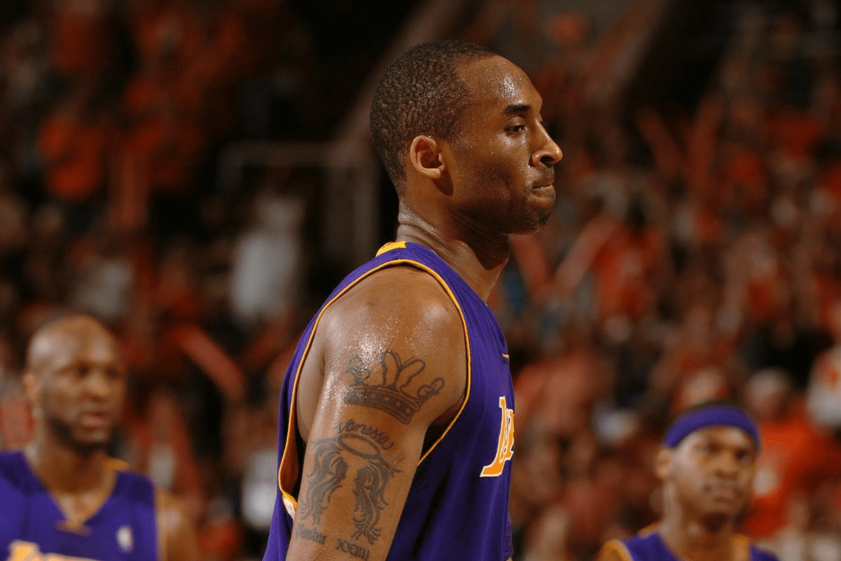 爱游戏-乌迪内斯惊险逃生，门兴抢得一分的简单介绍