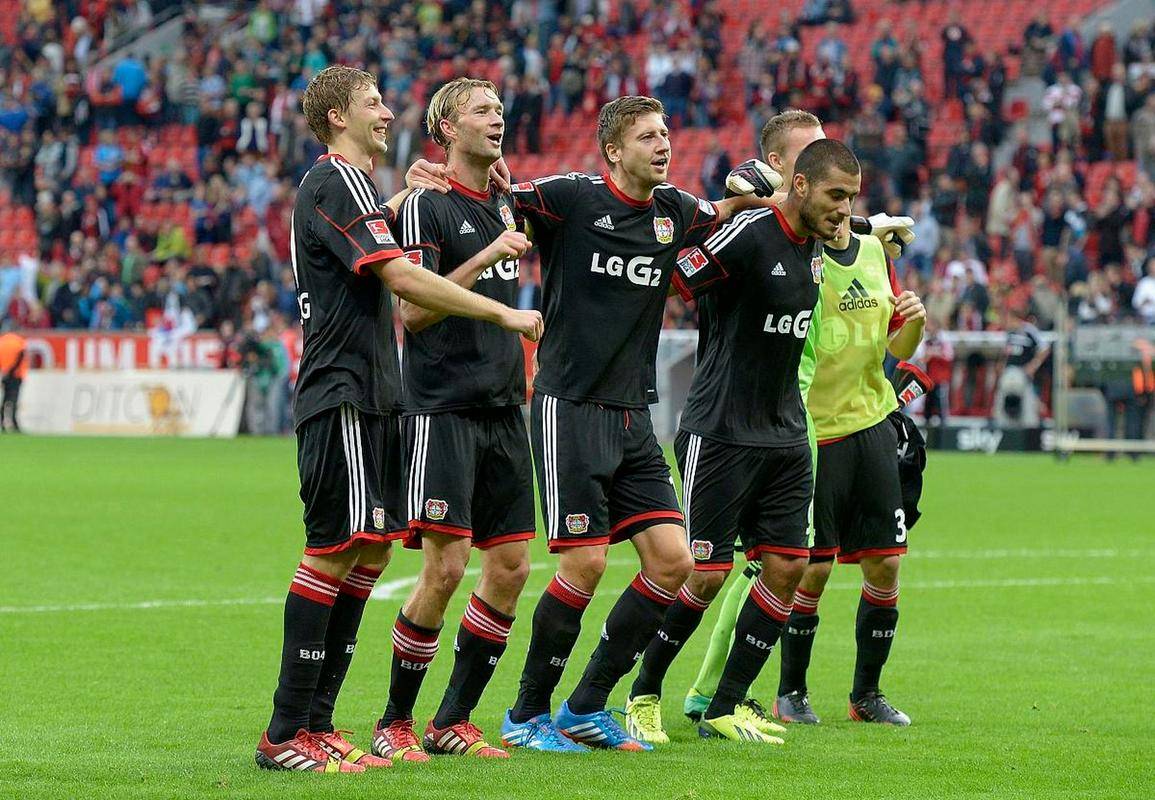 爱游戏官网入口-沃尔夫斯堡队员表现出色，赢得德甲瞩目